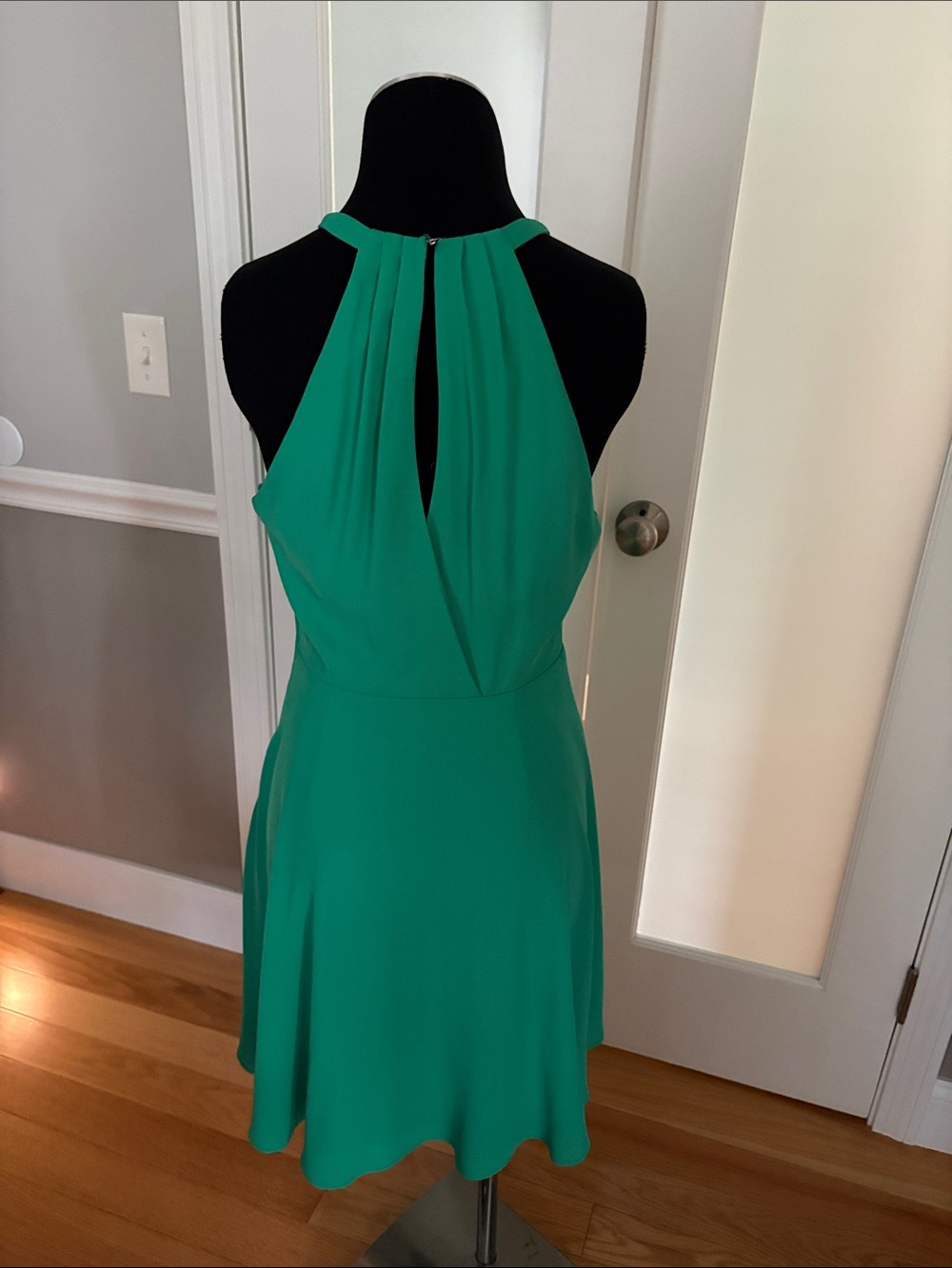 Express Green Halter Pleated Sexy Cocktail D homecoming dress mini fit and flare - Picture 5 of 9